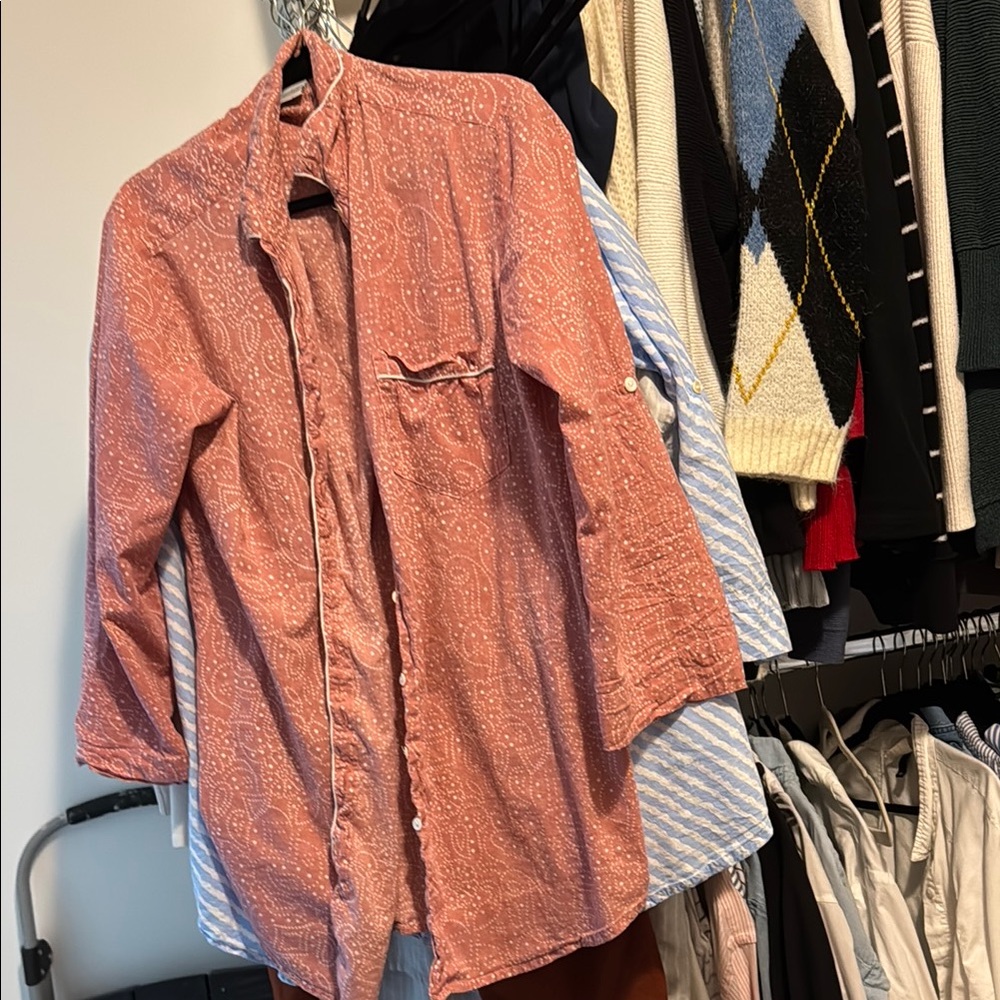 Julia Amory Husband Paisley Button-Up Shirt in Dusty Pink